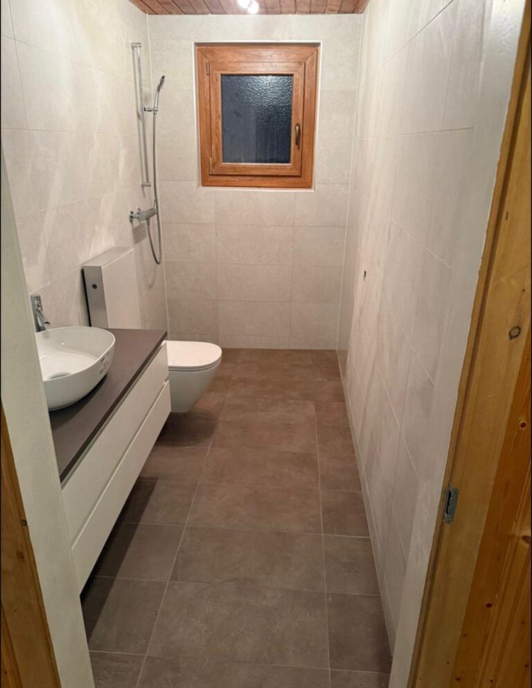 5761d741-fa5b-46b0-9467-31f5ff7c8362